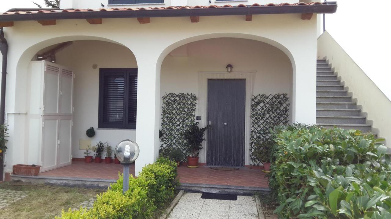 Borgo Nicoletta Case Per Le Vacanze Filandari Buitenkant foto